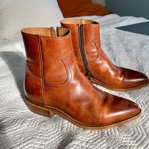 Frye Billy Boots Women’s size 8
